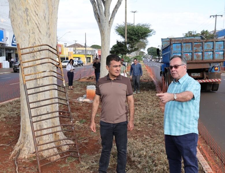 Marçal e o secretário Beto, no início das operações