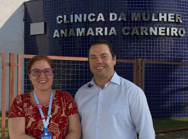 Rodolfo no CAM, com a diretora Eliane Dantas