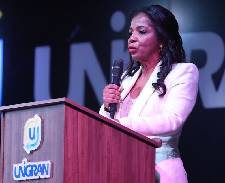 Adenir Carruesco vem para semana histórica de Direito