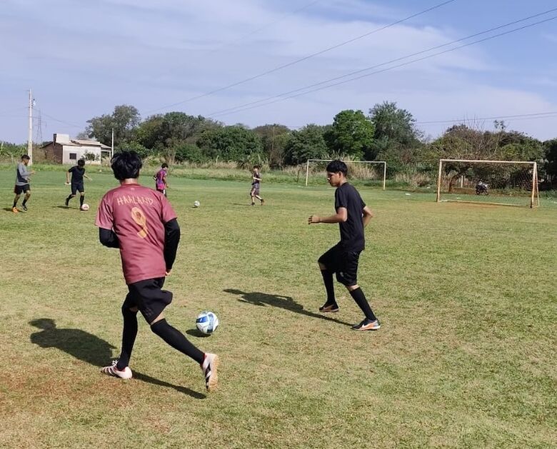 Futebol Suiço acontece no Campão da Reserva Indígena