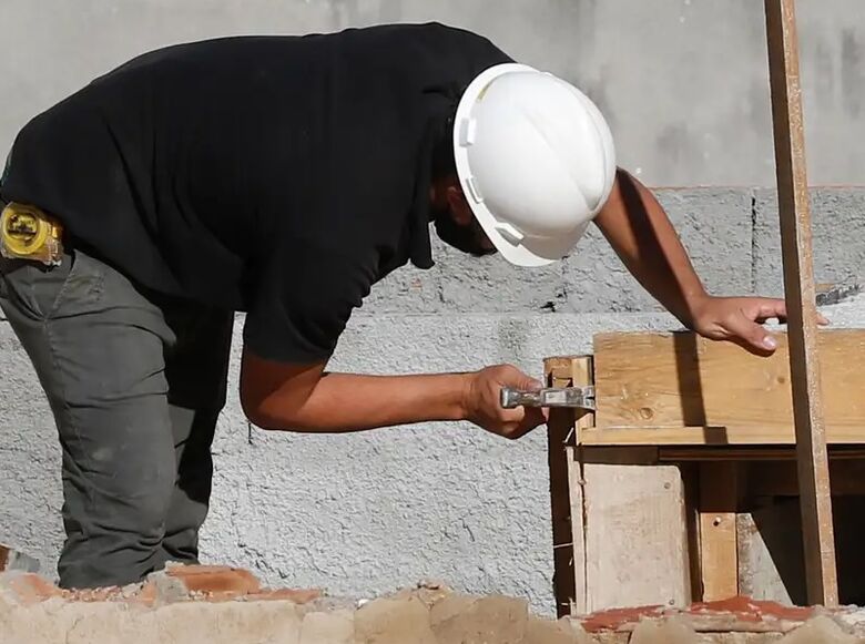 Construção Civil continua produzindo melhores saldos