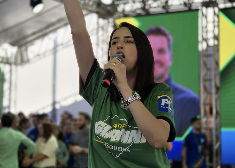 Gianni Nogueira é confirmada candidata a deputada