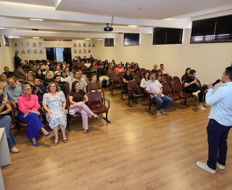 Marçal destaca espírito de solidariedade dos douradenses