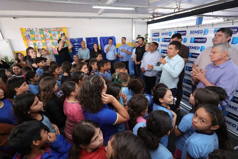 Prefeito Marçal Filho entregou novas salas de aula