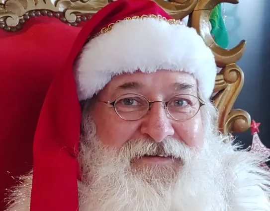 'Papai noel' Ferrari fazia a alegria das celebrações 