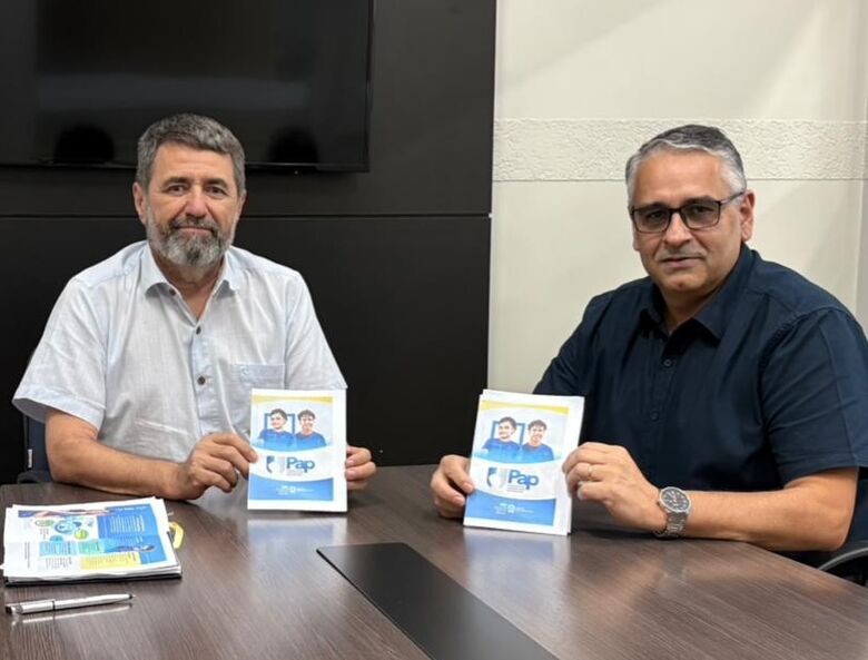 Everaldo recebeu professor Nei para apresentação do PAP